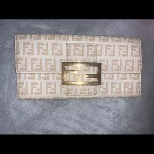 Fendi Women's White/ Light Tan Zucca Canvas Wallet